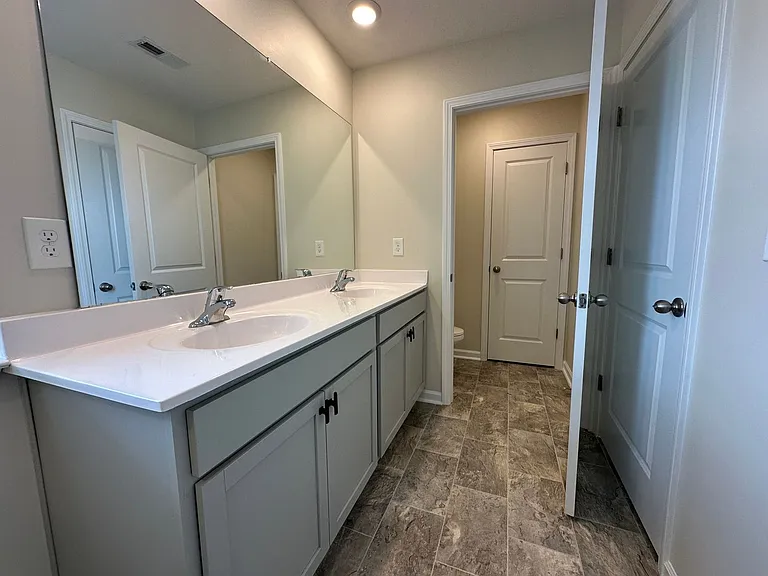 1105 Beacon Rd — Photo 15