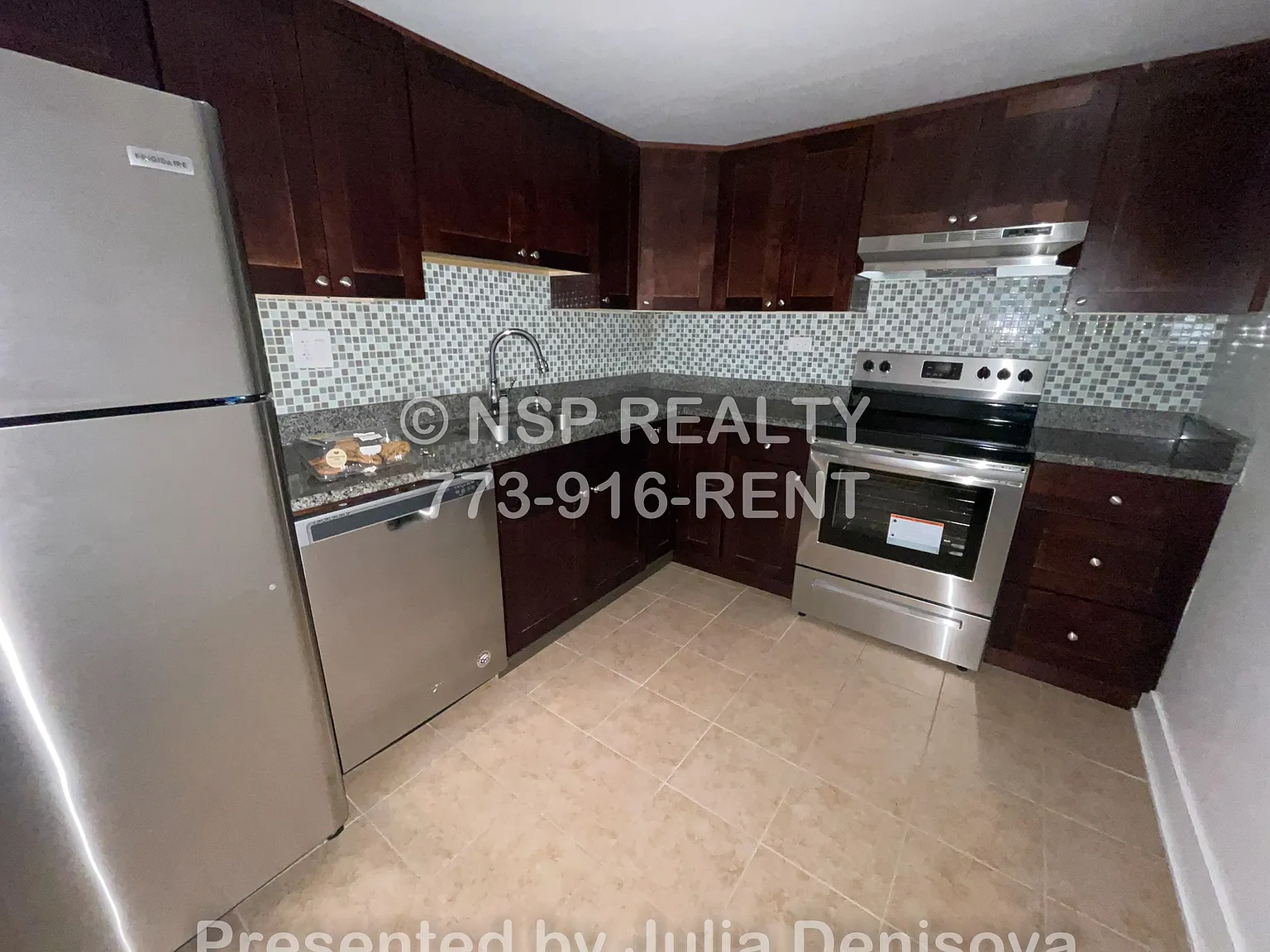 N Quentin Rd, Palatine — Photo 4