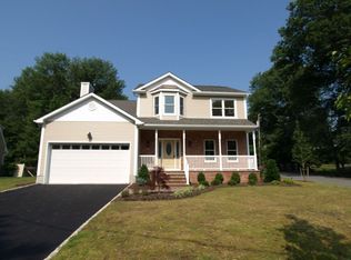 101 Bolton Blvd, Berkeley Heights, NJ 07922