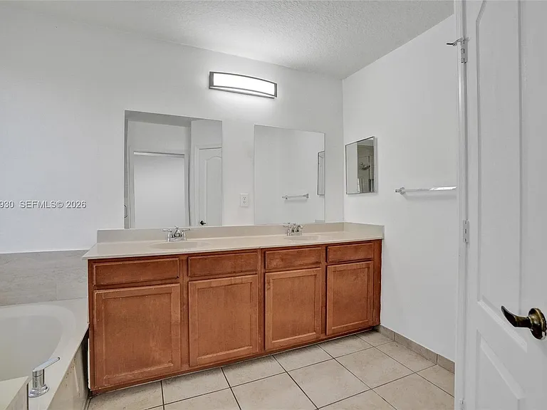 21005 NW 14th Pl #146 — Photo 12