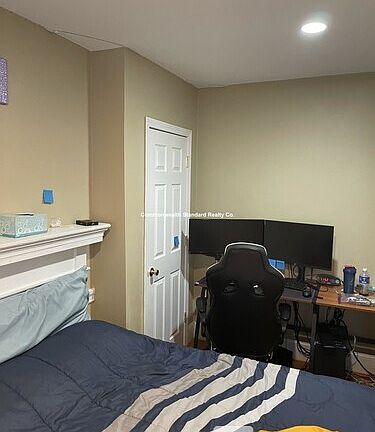 5th image of 78 Egmont St #7