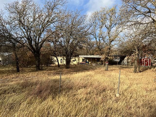 1st image of 826 Greenbriar Dr