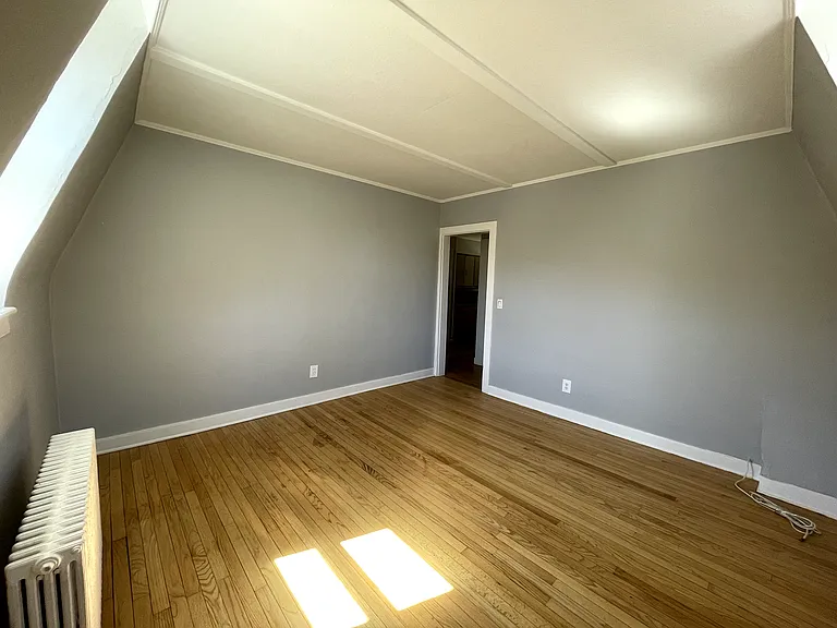 4 Main St #6 — Photo 16