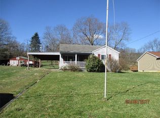 925 Bentleyville Rd, Charleroi, PA 15022