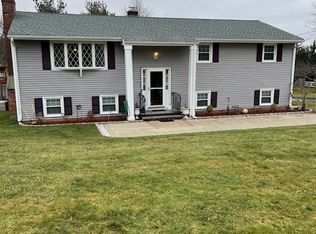 8 Legrand Rd, North Haven, CT 06473