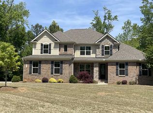 614 Legacy Falls Dr, Chapel Hill, NC 27517