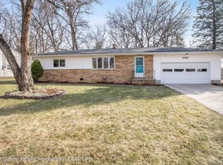 1787 Crest St, Haslett, MI 48840