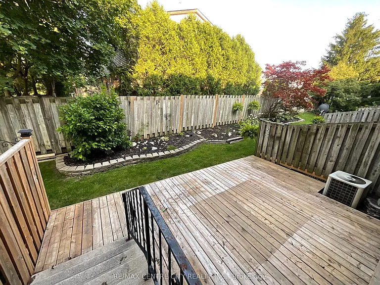 89 Highview Ave E #39 — Photo 8