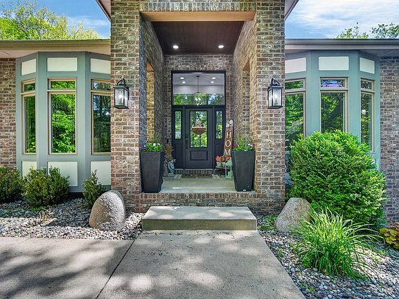 2nd image of 28786 Hickory Lodge Dr
