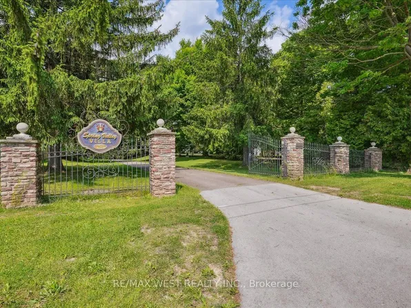 1630 Pelham St, Pelham, ON L0S 1E3