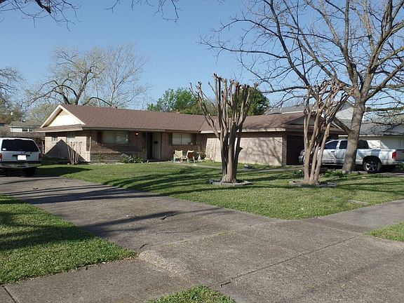 3rd image of 607 Melrose Dr
