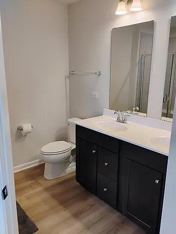 936 Jenkins Ct — Photo 17