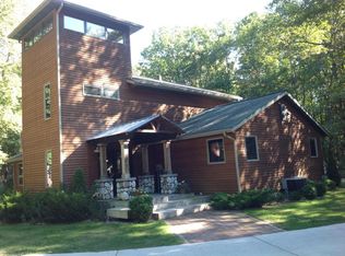 6005 W Duck Lake Rd, Whitehall, MI 49461