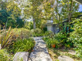 3230 Mesaloa Ln, Pasadena, CA 91107