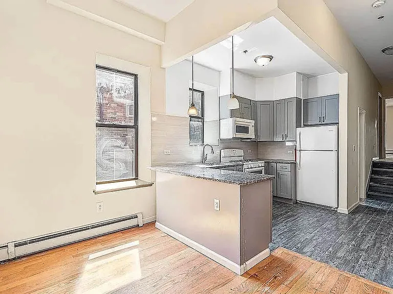 100-15 34th Ave #1R — Photo 4