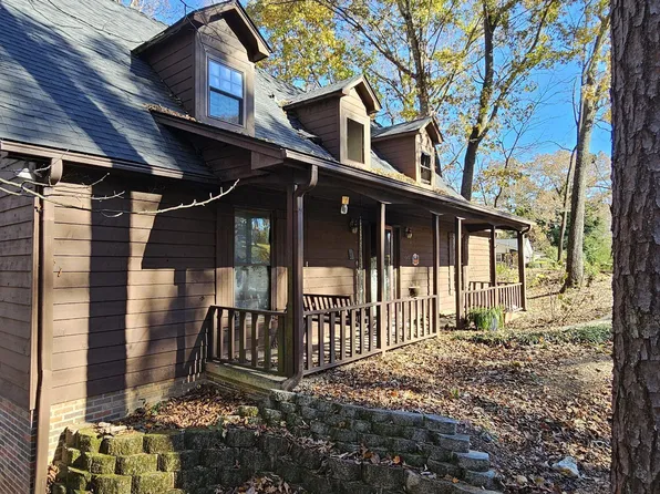 1512 Brentwood Dr, Athens, TN 37303