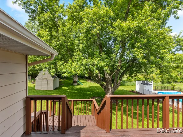 135 Alewa Dr NW, Grand Rapids, MI 49504