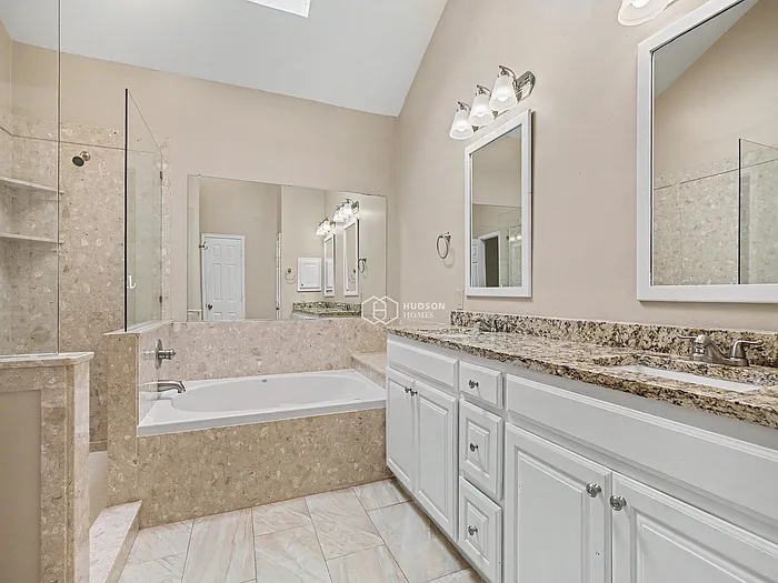2702 Kingswood Ct — Photo 11