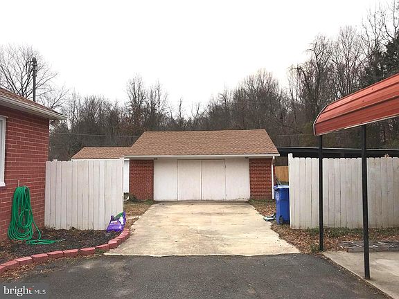 4th image of 96 Woodland Dr
