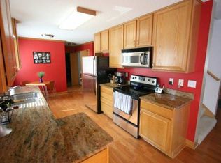 6075 Courtly Alcove APT D, Woodbury, MN 55125