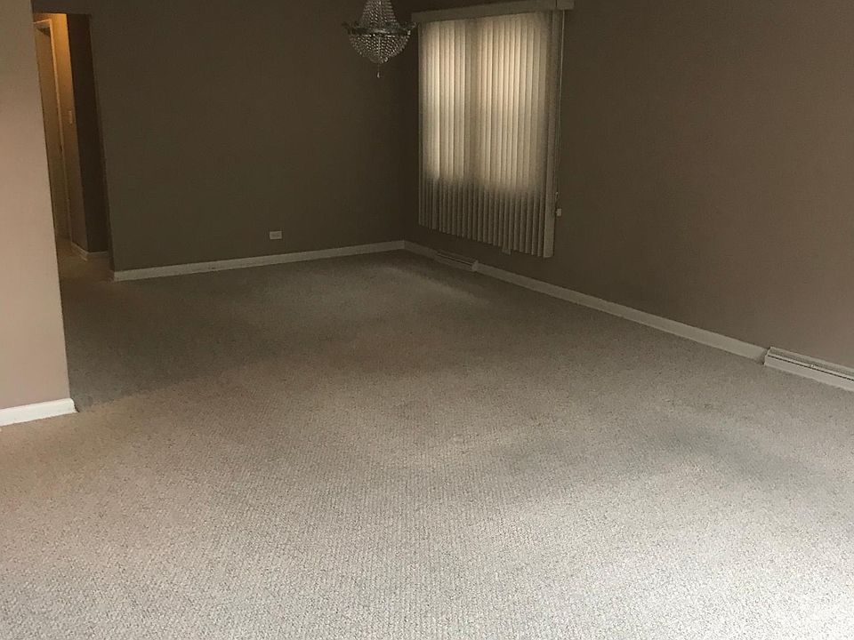 1st image of 2735 W Balmoral Ave #2