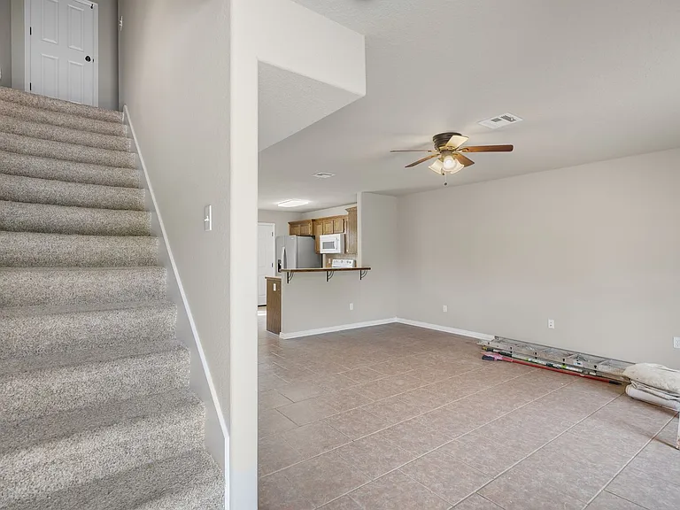 703 W Garland St #A — Photo 8