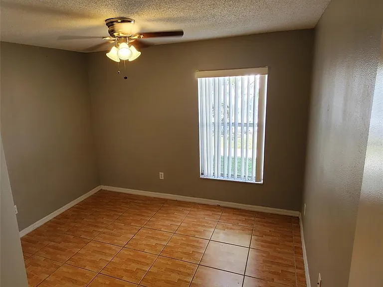 2370 Harbor Town Dr — Photo 9