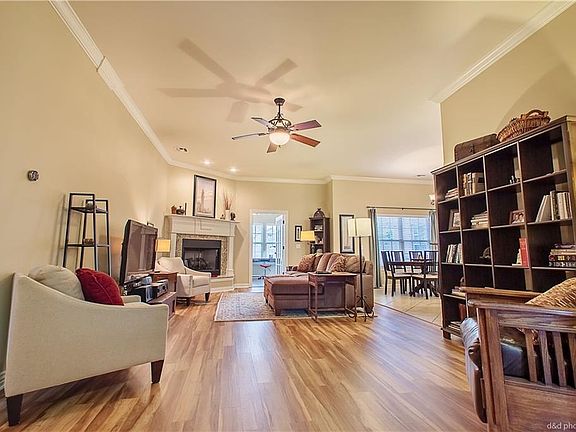 4th image of 596 N Mulligan Dr