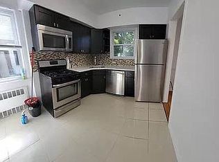 4838 201st St, Oakland Gardens, NY 11364