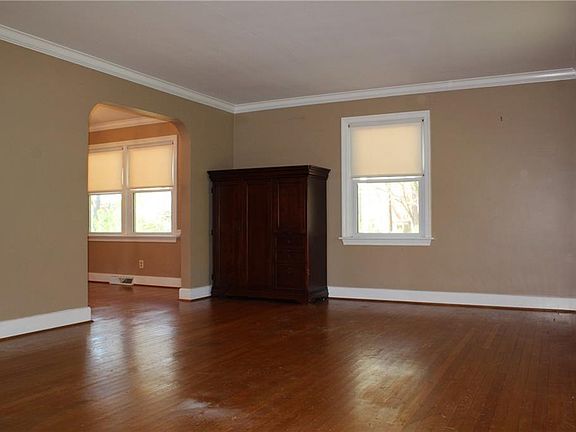 2nd image of 3300 Camellia Dr
