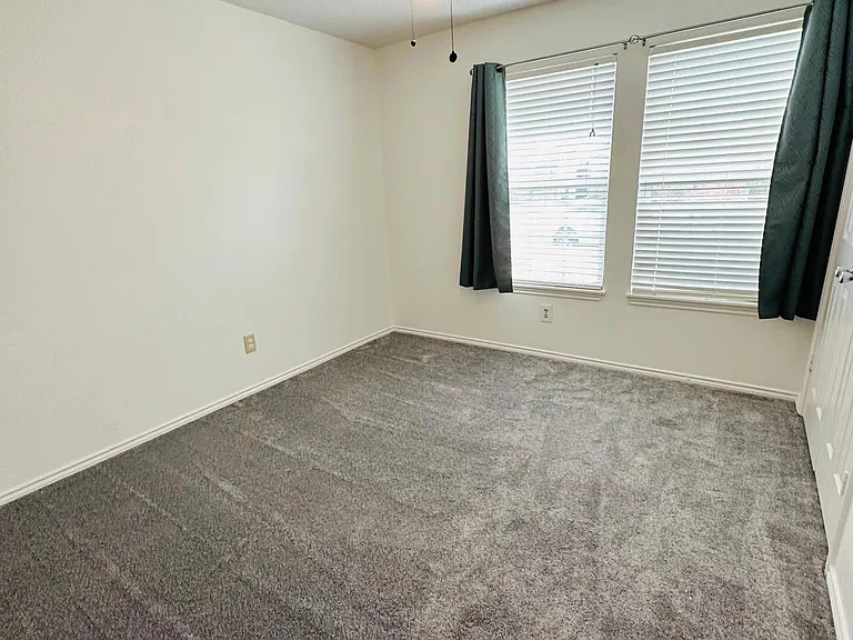 4144 Clary Dr — Photo 23