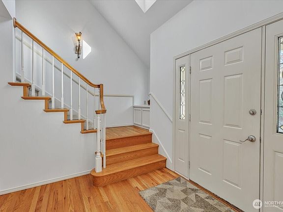 3rd image of 7929 Cyrus Place