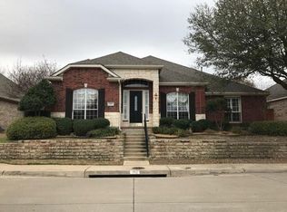 930 Briar Oaks Dr, Rockwall, TX 75087