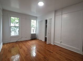 137 N 9th St APT 2L, Brooklyn, NY 11249