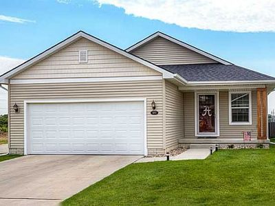 1475 90th St, West Des Moines, IA, 50266