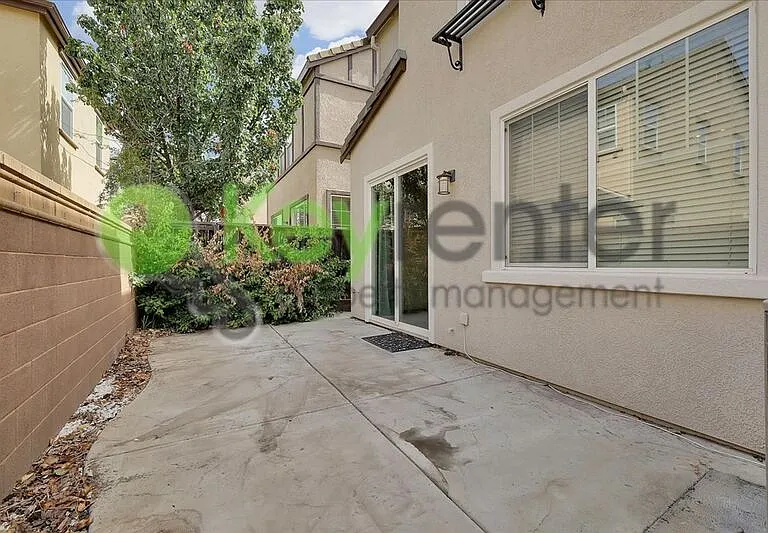 1104 Impressionist Loop — Photo 33