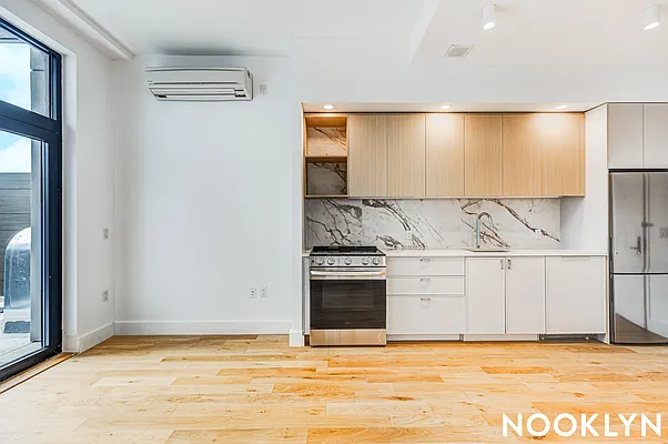 Rented by Nooklyn NYC LLC | media 2
