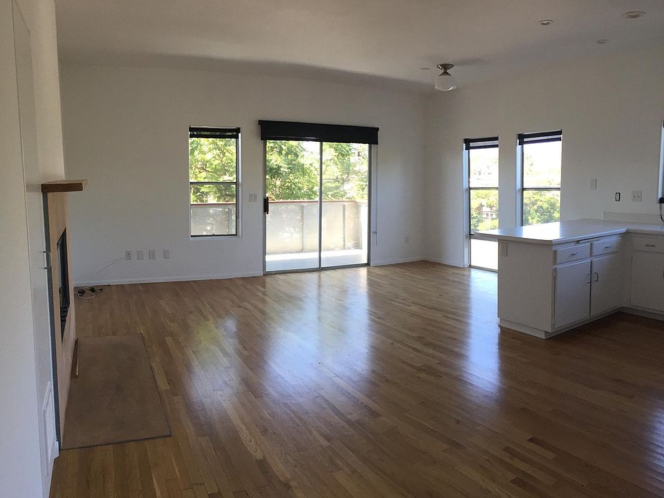 1st image of 516 Boccaccio Ave APT C