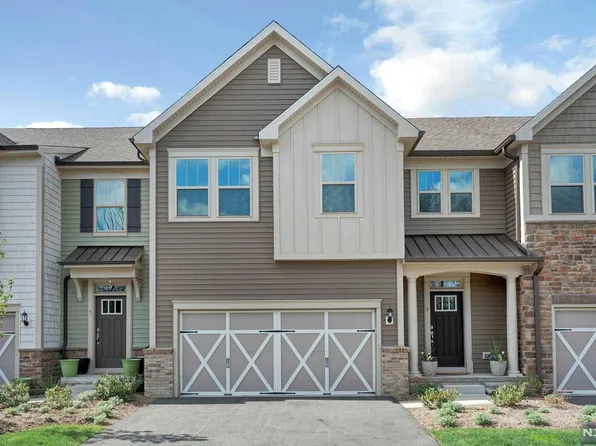 3 Winfield Dr, Woodcliff Lake, NJ 07677