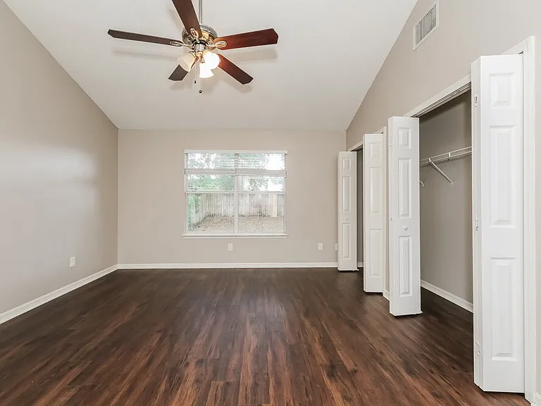 1455 Beecher Ln — Photo 11