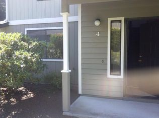 9215 Skokomish Way NE APT 1, Olympia, WA 98516