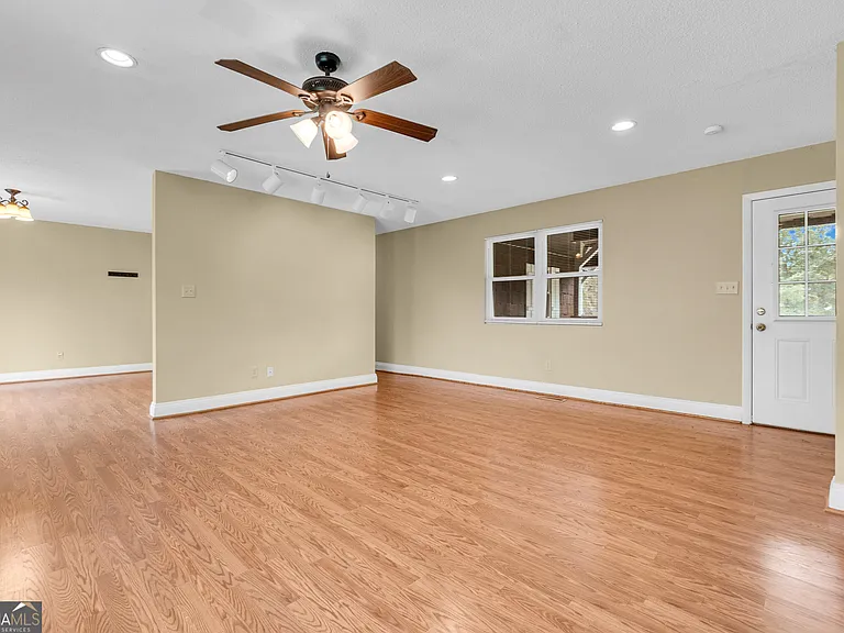 25 Oconee Dr — Photo 16