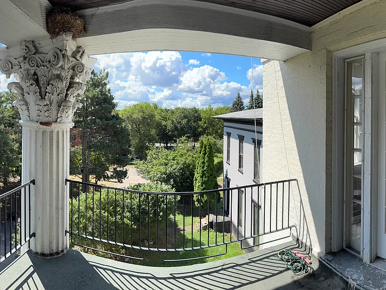 275 Plymouth Ave S #24 — Photo 17