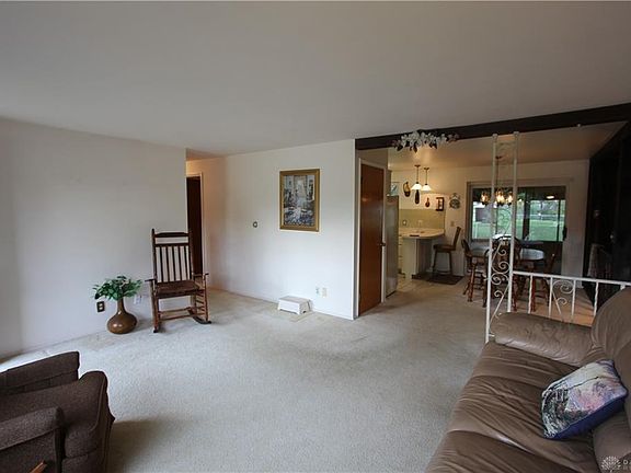 5th image of 1029 Romanus Dr