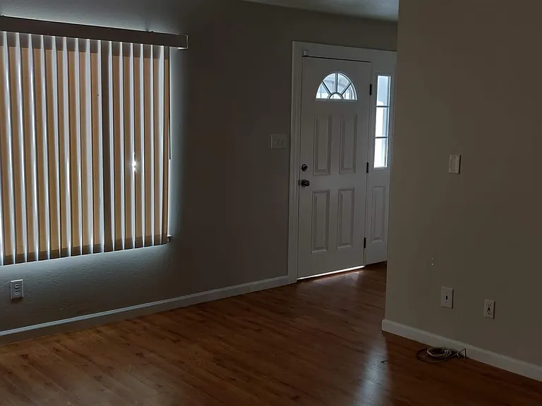 1209 Tulip Dr #1209 — Photo 10