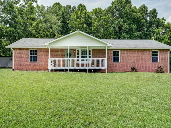 21426 Darlington Dr, Bristol, VA 24202