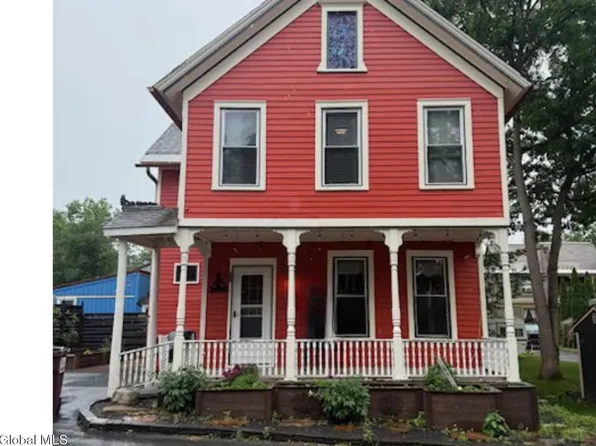 33 Covel Avenue, Round Lake, NY 12151