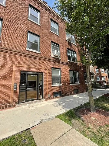 2360 W Dickens Ave #2E — Photo 7