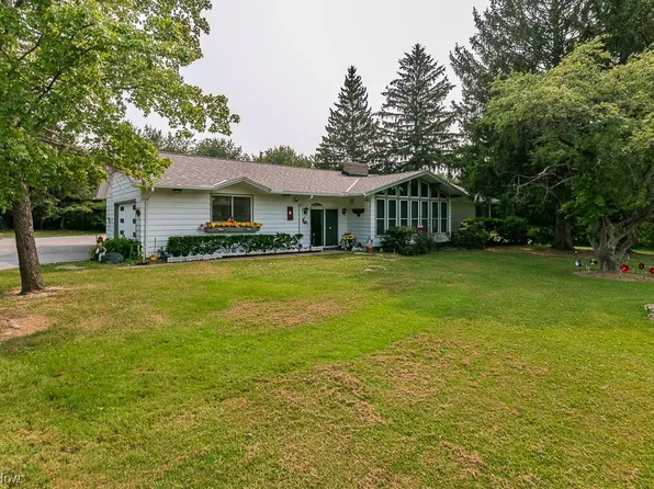 13656 Seeley Rd, Painesville, OH 44077