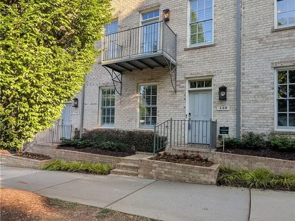 130 Clover Ct, Roswell, GA 30075